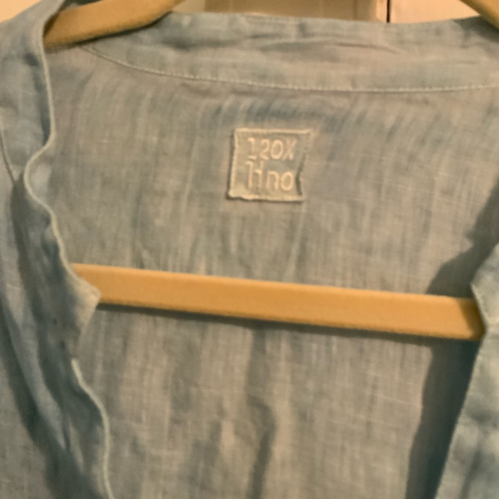 Relaxed Light Blue Linen Button-Down Blouse - Picture 4 of 8